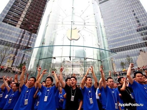 Apple создаст уменьшенную копию стеклянного Apple Store в Шанхае