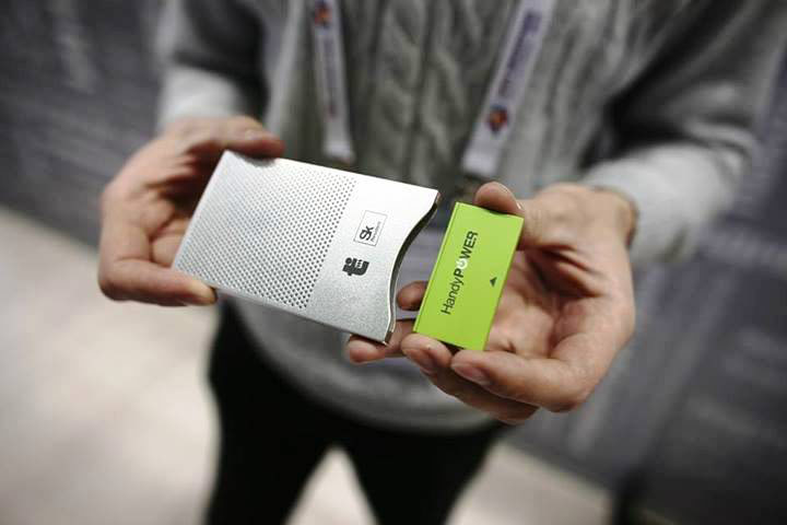 В «Сколково» предложили заряжать iPhone при помощи безопасных водородных зарядок