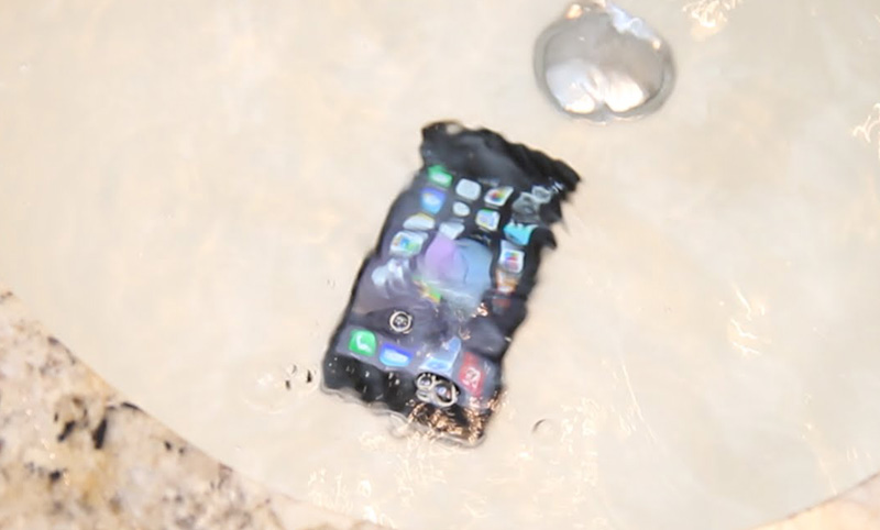iPhone 7 получит водо- и пыленепроницаемый корпус из нового материала