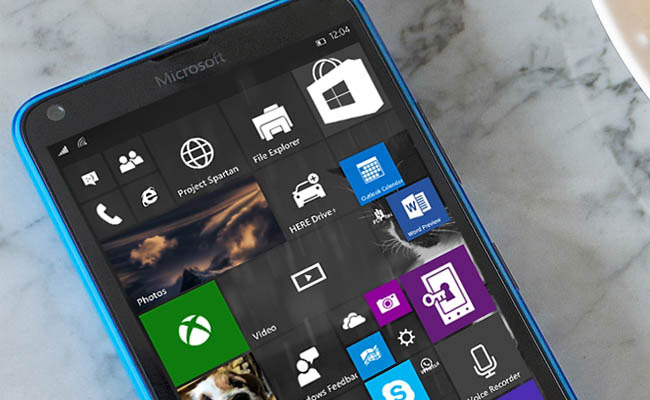Microsoft отложила релиз Windows 10 для смартфонов до 2016 года