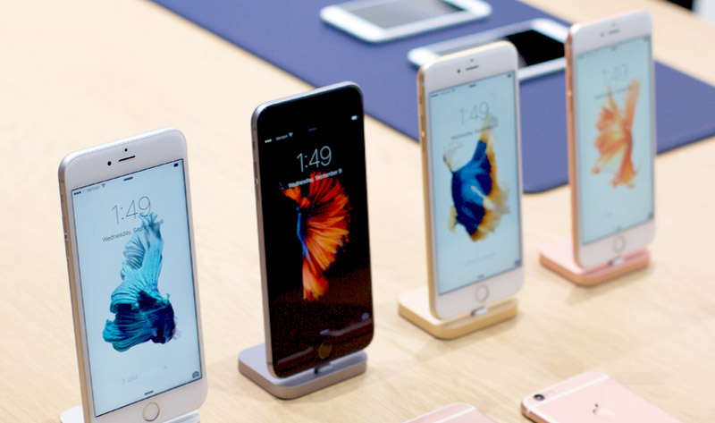Стоимость iPhone 6s на сером рынке в России доходит до 130 000 рублей