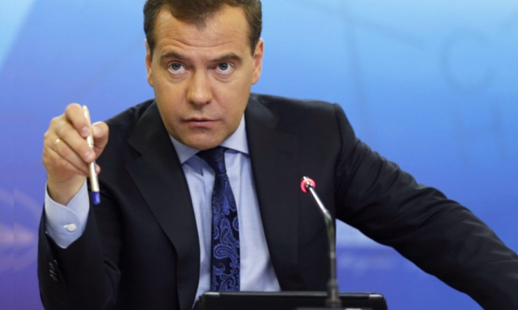 Медведев: действующие законы не в силах победить «пиратство», нужно эффективнее бороться с торрентами