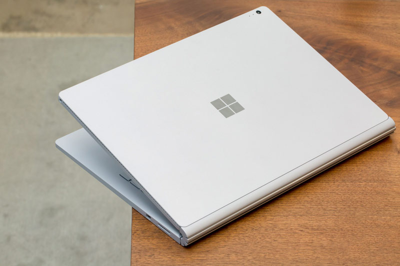Microsoft Surface Book 2 выйдет одновременно с новым MacBook Pro и получит дисплей 4K и разъем USB-C